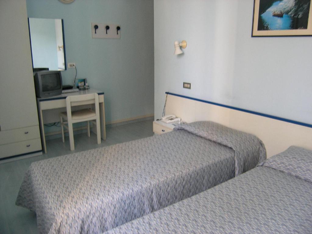 Elba Hotel Rosignano Solvay Quarto foto